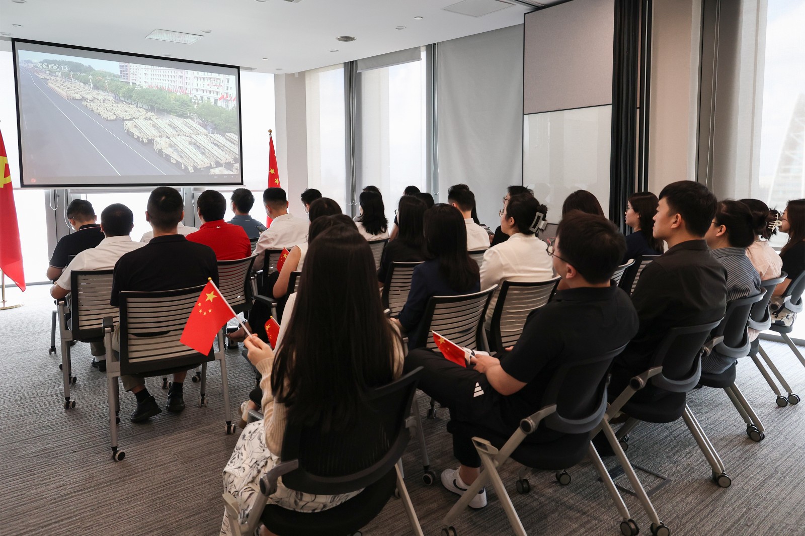 1760152281164504.jpg 1760152281164504.jpg